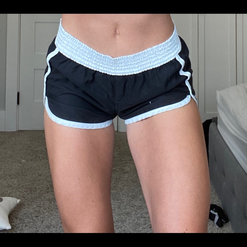 Black nike athletic shorts